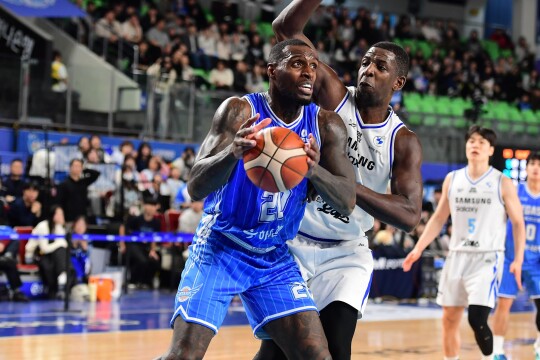 17점 차 뒤집은 대역전극 한국가스공사…3라운드 기분 좋은 출발