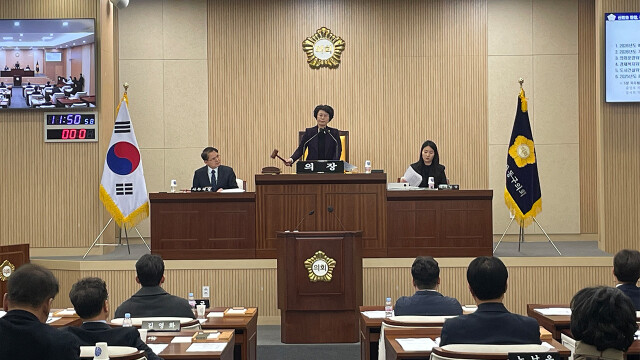 "쪽수로 밀어붙여"?⋯예결위 심사 결과를 본회의서 뒤집은 국민의힘 대구 동구 의원들