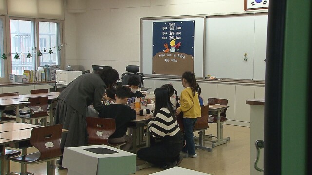 "교육복지사 역할, 교사로 대체할 수 없어"···사회복지사들, 대구시교육청 규탄