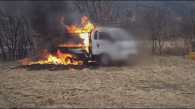 경북 구미서 화물차 화재, 60대 남성 화상