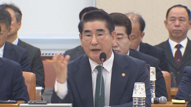 '내란 우두머리' 결심공판에 김용현 7시간 넘게 발언···윤석열도 "6~8시간 필요하다"