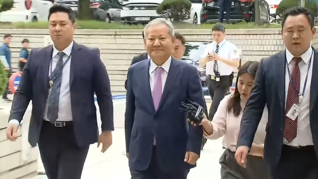 특검, '언론사 단수·단전 지시' 혐의 이상민에 징역 15년 구형