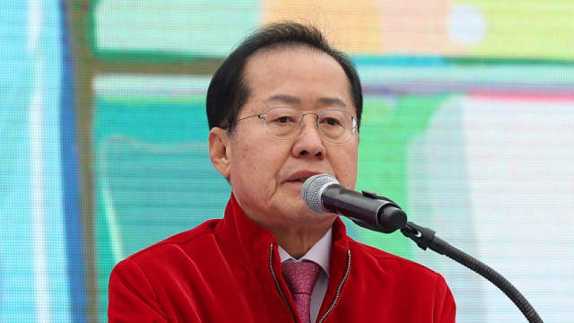 홍준표 "2004년에 TK 중진 의원이 재공천 조건 '15억 원' 제의···영호남 뒷거래 없다고 못해"