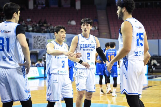 침묵한 보트라이트, 고개 숙인 가스공사…다시 최하위, 점점 더 멀어지는 봄농구