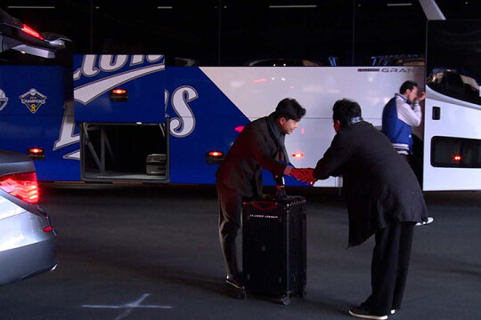 괌 출국 완료 삼성라이온즈···'건강한 캠프 강조' 최형우 효과 기대