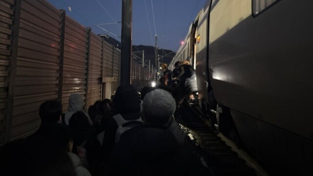 김천구미역 인근서 SRT 열차 고장으로 1시간 멈춰···승객 376명 불편