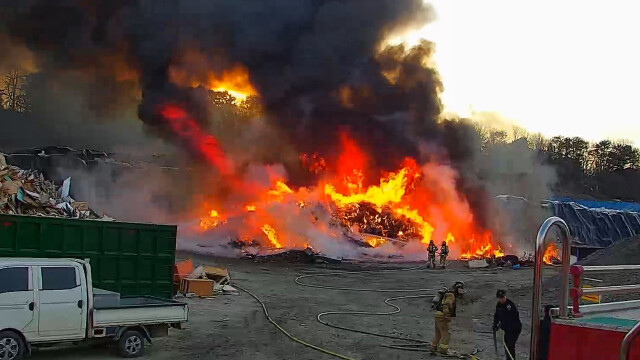경북 포항 쓰레기매립장서 불···1시간여 만에 꺼져