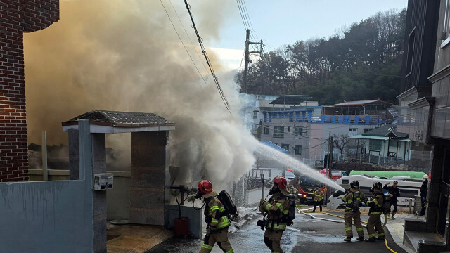 대구 북구 식품 제조업체 창고서 불···29분 만에 꺼져