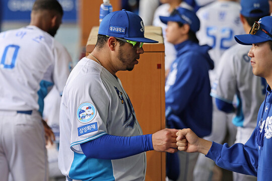 젊은 삼성 마운드, '선발 최고참' 후라도···캠프 빈자리는 아쉬워