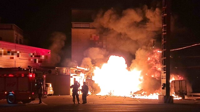 경북 울진 후포 식자재 마트 화재···대구서는 차량 화재