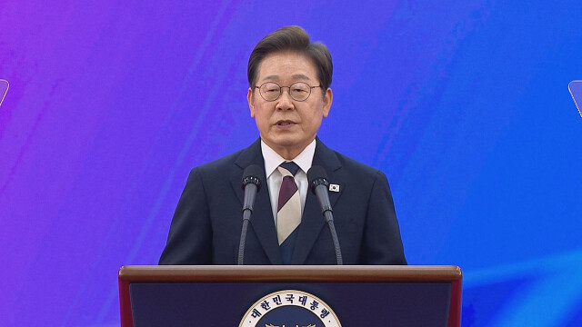 [한국갤럽] 이재명 대통령 국정 지지율 63%···민주당 44%·국민의힘 22%