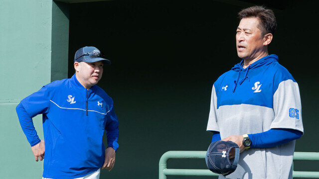 삼성 타선 이끄는 '무라카미 코치'와 '팀 레전드'···"이진영 코치 공백 없다"