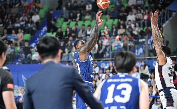 형편없던 후반, 무너진 한국가스공사…집중력 사라지며'4연패·최하위'