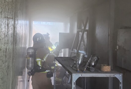 구미 공장 화재 1시간 반 만에 초진⋯1명 부상