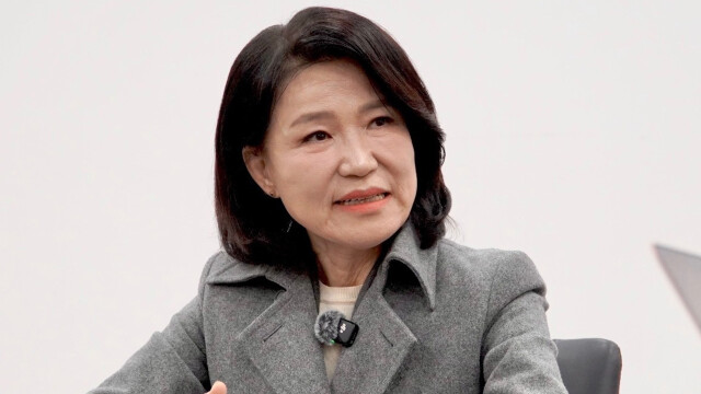 "신혼여행 떠난 사람에게 프러포즈하고 자빠졌다"···이진숙, 장동혁의 재보궐 출마 요청에 공유한 글 보니