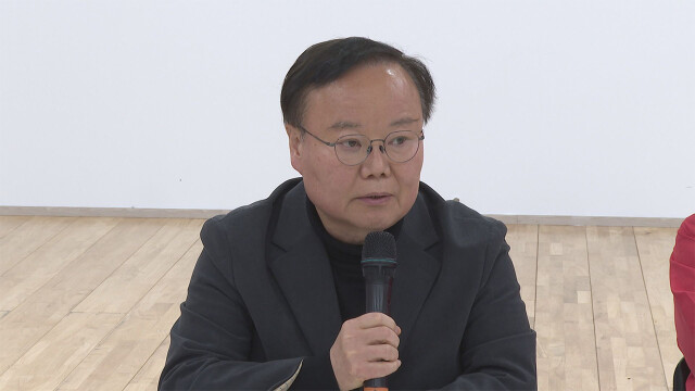 김재원, '생방송' 당 최고위서 "이철우 건강 이상"···장동혁 "절제해라"