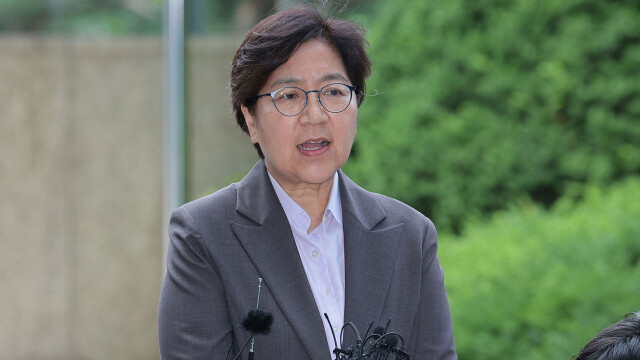 정은경 장관, 대구 조제약 포장지 생산 현장 찾아 공급 확대 요청