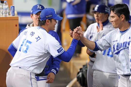 불펜 소모전 펼친 주중 첫 경기, 삼성라이온즈 2연패···'1위' 내줬다