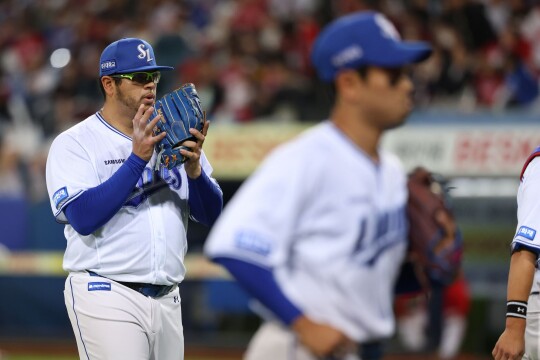 연패 빠진 삼성라이온즈, 이틀 연속 역전패···빛바랜 후라도의 역투