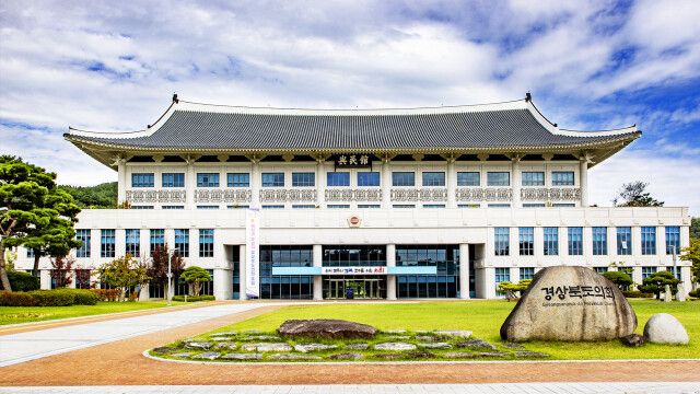 "입맛대로 쪼개기"⋯선거구 쪼개기 시도에 민주당 "다양성 말살 중단하라"