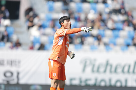 '방패 기능' 회복하기 시작한 대구FC···'날카로운 덜한 창' 수원 상대 원정 앞둬