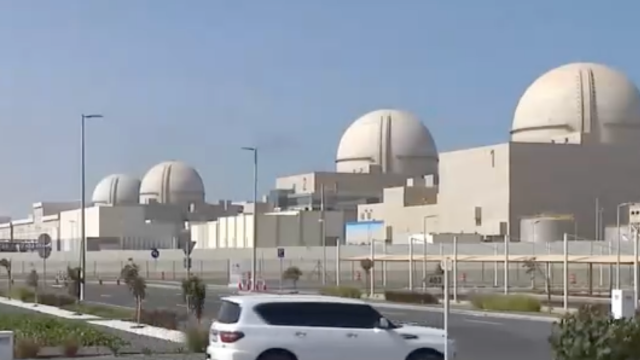 '한국 기업 건설 'UAE 원전, 드론 공격 화재···한전 "인명·시설 피해 없어"