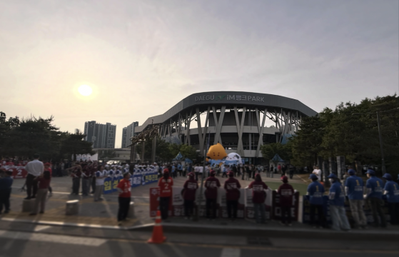 대구FC 구단주 맡을 대구시장…여야 주요 후보 '대팍' 선거 유세 펼쳐