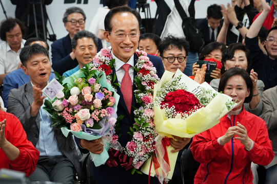 추경호 대구시장 당선인 "대구 경제 다시 뛰게 만들겠다···김부겸 후보에게 감사해"