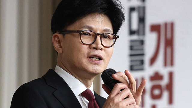 한동훈 "중앙선관위 외부 감사하도록 감사원법 개정한 발의하겠다"