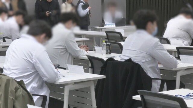 경북 고교, 월드컵 보여준 관련 교사 파악 나서···학생들 "살아있는 교육이었다" 반발