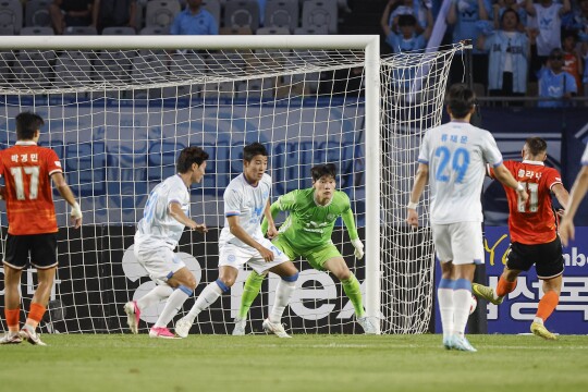 체력, 투지 다 밀렸던 대구FC…시즌 최다 실점 패배, 멀어지는 승격