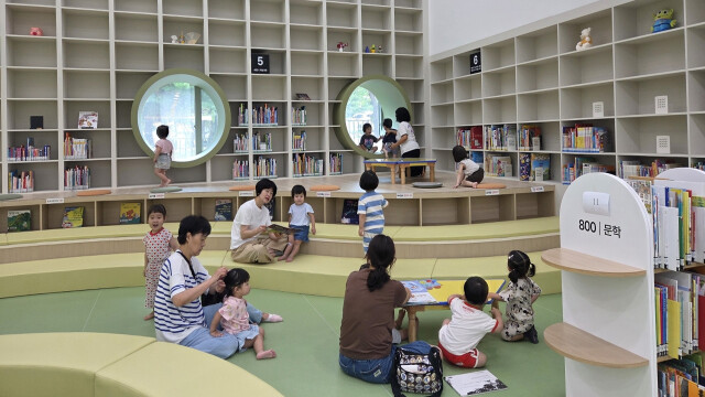 대구동부도서관, 칼데콧·그린어웨이 희귀 초판본 전시