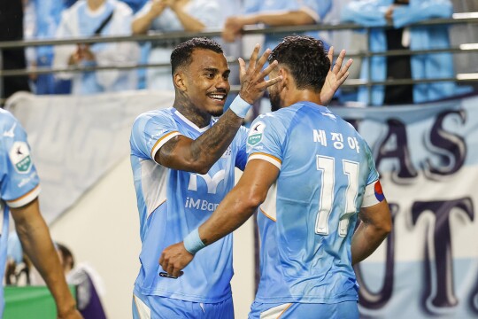 대구FC 2-0 승리, 3위 등극…연승과 함께 선두 승점 3점 차 추격