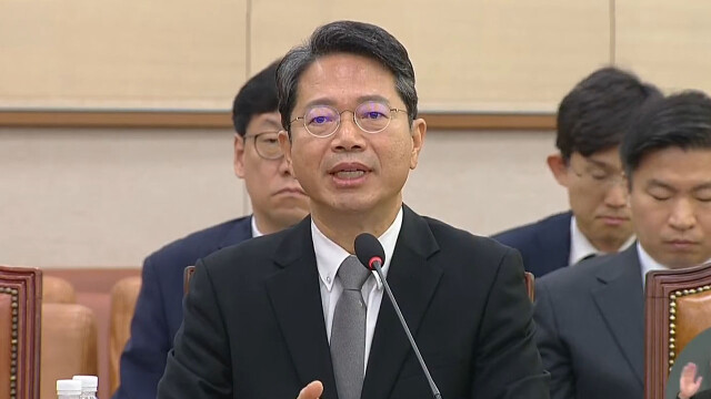 [속보] 김승원 인사청문보고서 채택…여당 주도, 국힘은 퇴장