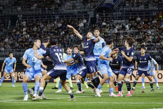 긴 휴식 앞두고 펼친 목동 원정, 패배한 대구FC '4위 추락'…치열한 2위 싸움에서 밀렸다