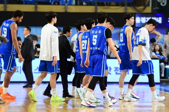 '리바운드 앞섰지만…3점 밀린' 한국가스공사, 삼성 '8연승 기록' 희생양